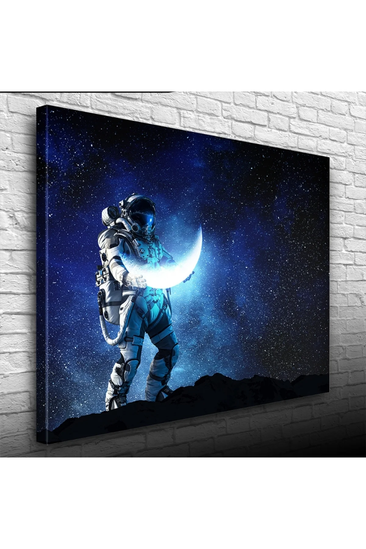 Ay Taşıyan Astronot Soyut Kanvas Tablo 50 x 70
