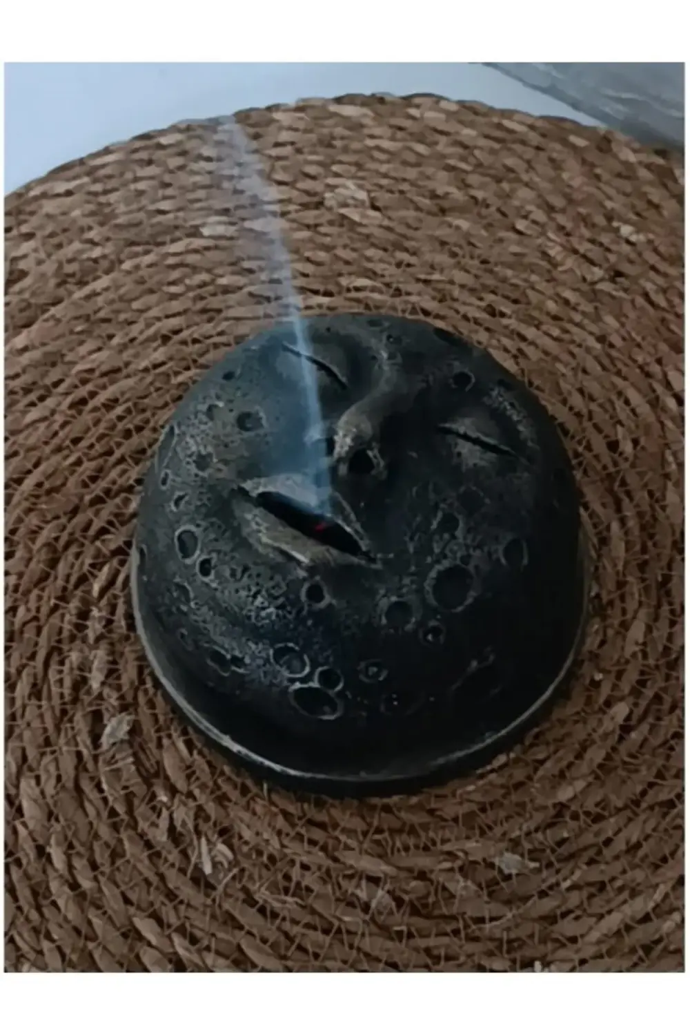 Ay Yüzlü Tasarım Siyah Tütsülük Hediyeli