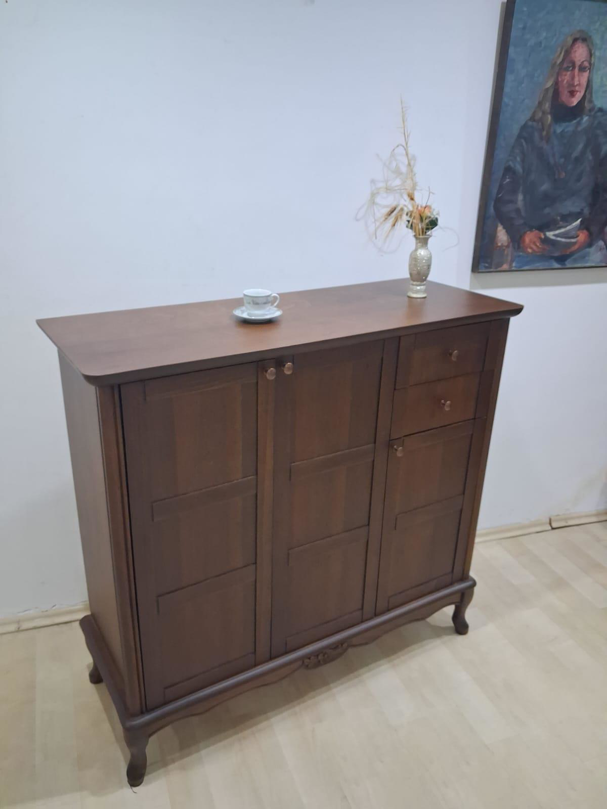 Ayakkabılık 17701 Klasik Model Kaplama Kayın Aslan Ayak Parlak CE