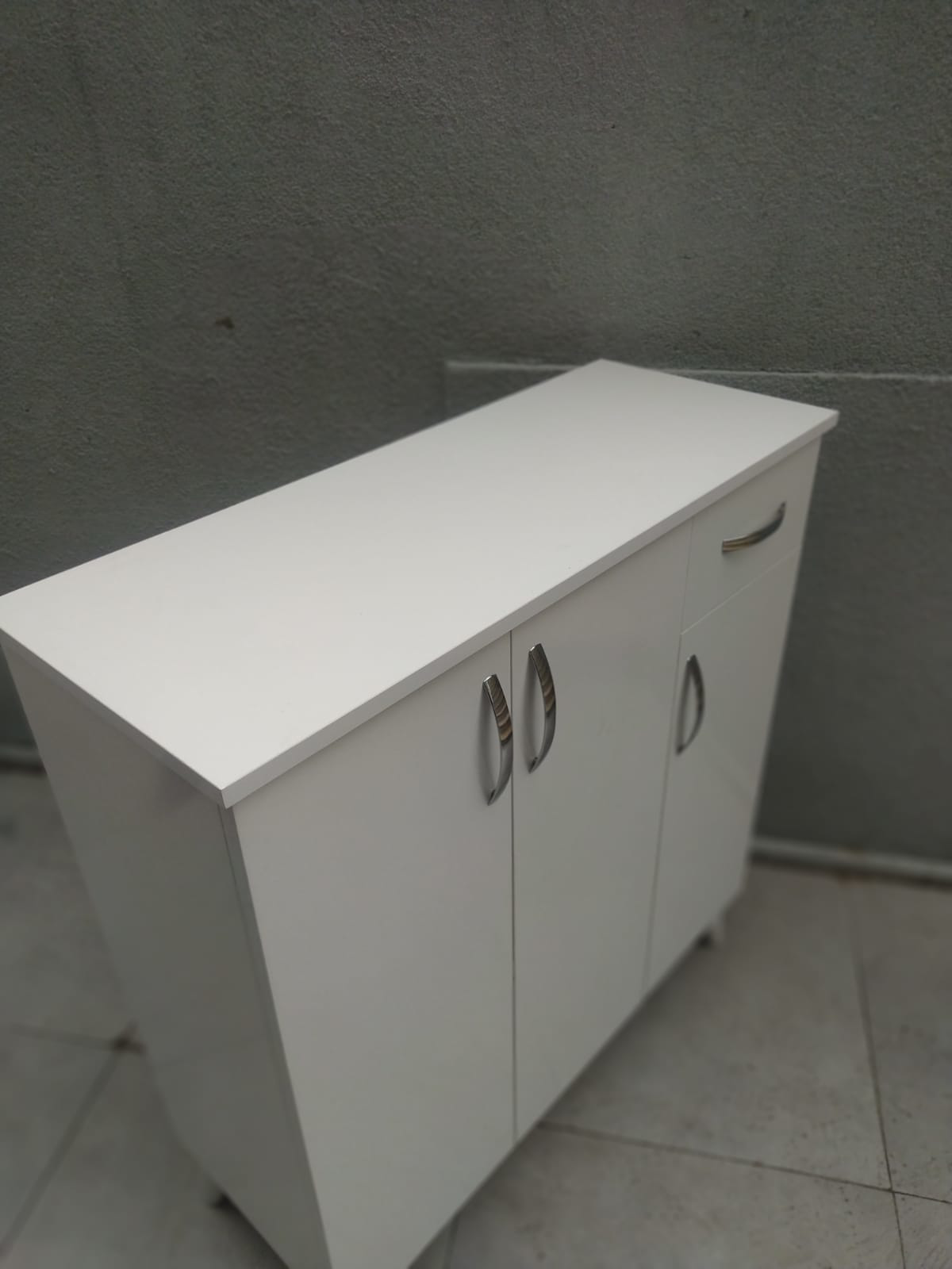 Ayakkabılık 18195 Çok Amaç Model Parlak Beyaz Hard suntalem Demon Ayakkabılık 18195 Çok Amaç Model Parlak Beyaz Hard suntalem Demon