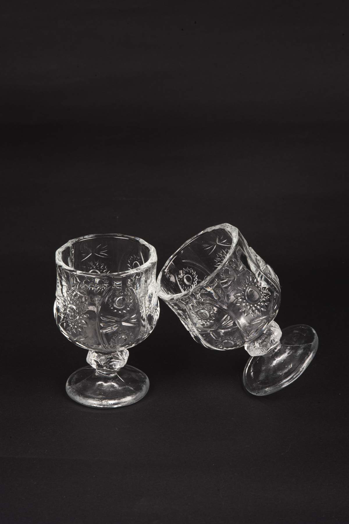 Ayaklı Kahve Yanı Bardağı Kristal Kesim Shot Bardak 7cm x 4 cm 6 