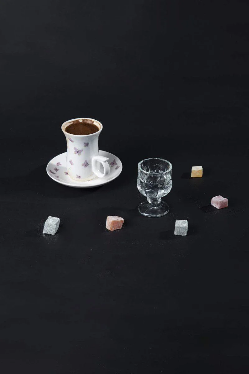 Ayaklı Kristal Kesim Shot Bardak Seti - 6'lı Kahve Yanı Bardak Takımı (7x4 cm) Ayaklı Kristal Kesim Shot Bardak Seti - 6'lı Kahve Yanı Bardak Takımı (7x4 cm)