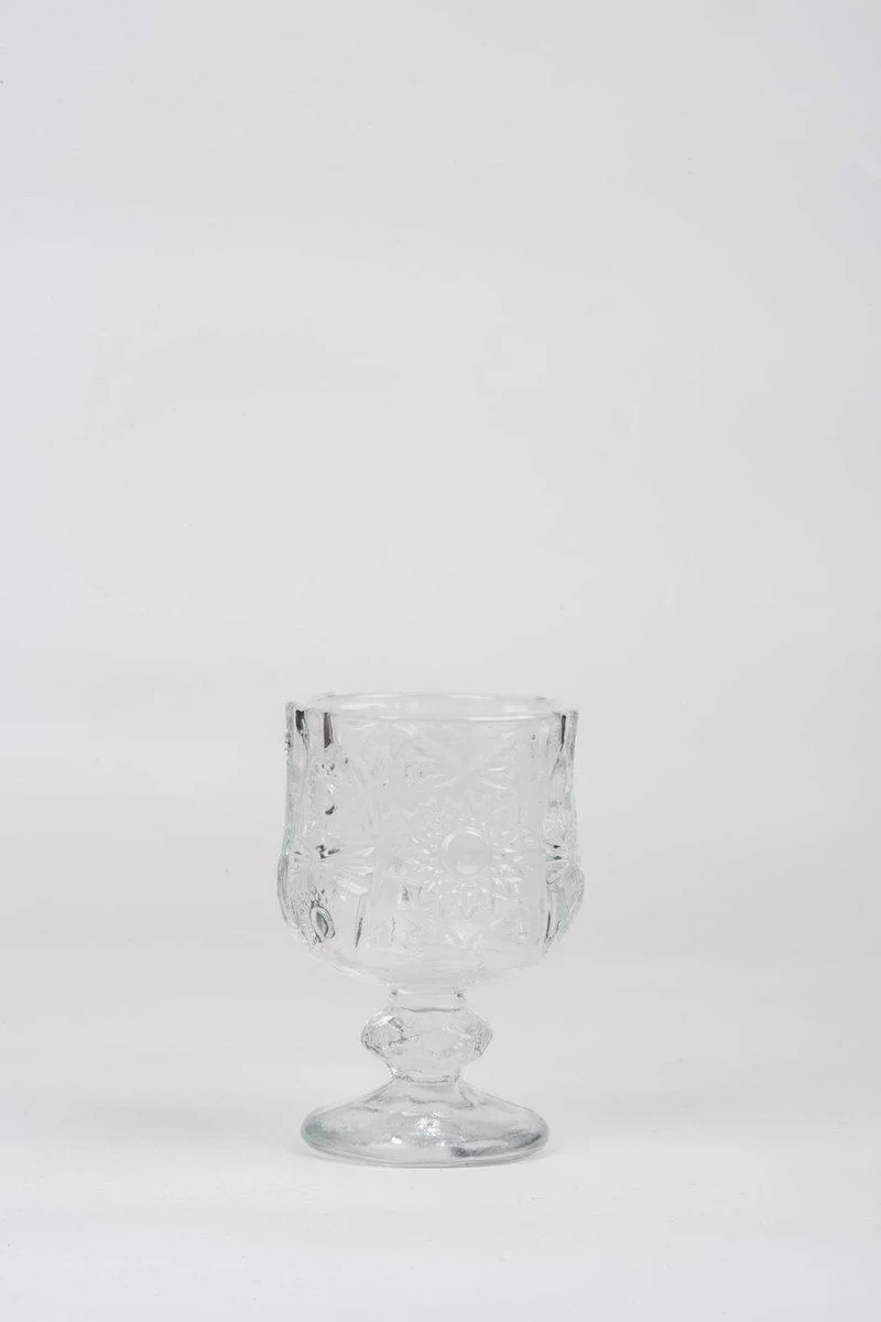 Ayaklı Kristal Kesim Shot Bardak Seti - 6'lı Kahve Yanı Bardak Takımı (7x4 cm) Ayaklı Kristal Kesim Shot Bardak Seti - 6'lı Kahve Yanı Bardak Takımı (7x4 cm)