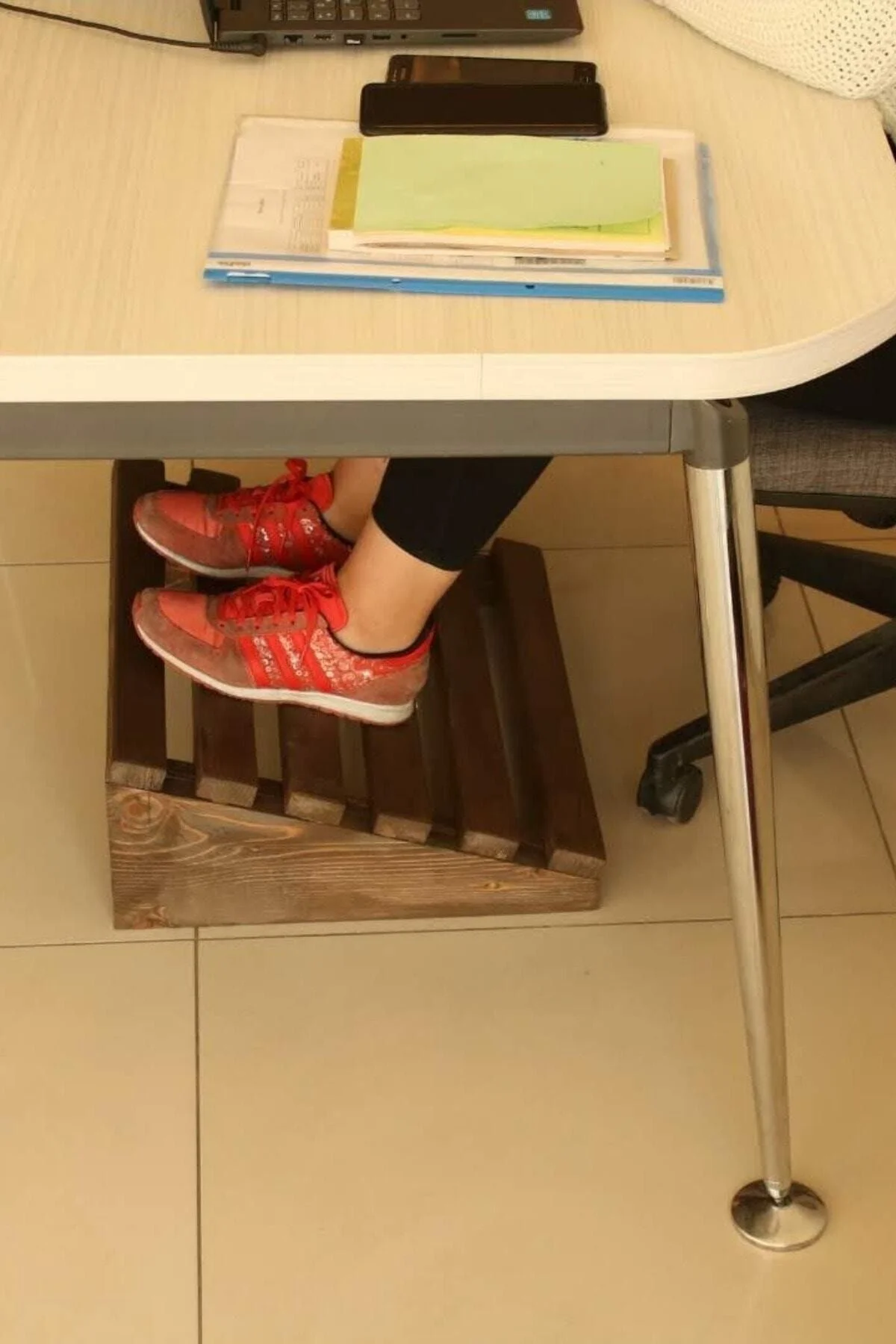 Ayaklık Masa Altı Ayaklık Masa Altı Ayak Standı Ayak Yükseltici (