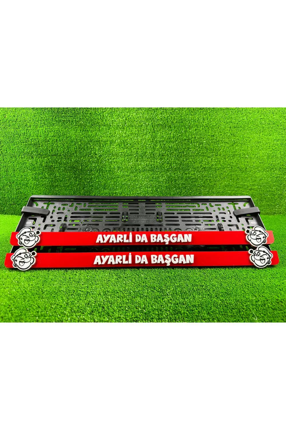 Ayarli Da Başgan Kırmızı 3d Kabrtmalı Pleksi Araba Plakalığı 1 Ta