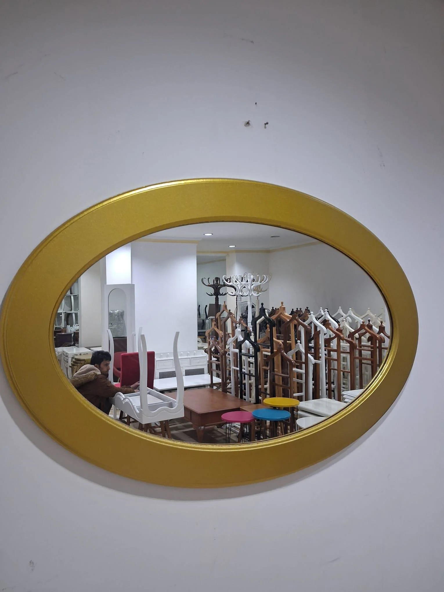 Ayna Oval 90673 Model Parlak Gold Renk Kayın Torna Kutu Sevk El Yapım Ayna Oval 90673 Model Parlak Gold Renk Kayın Torna Kutu Sevk El Yapım Fiyatı, Yorumları ve Özellikleri