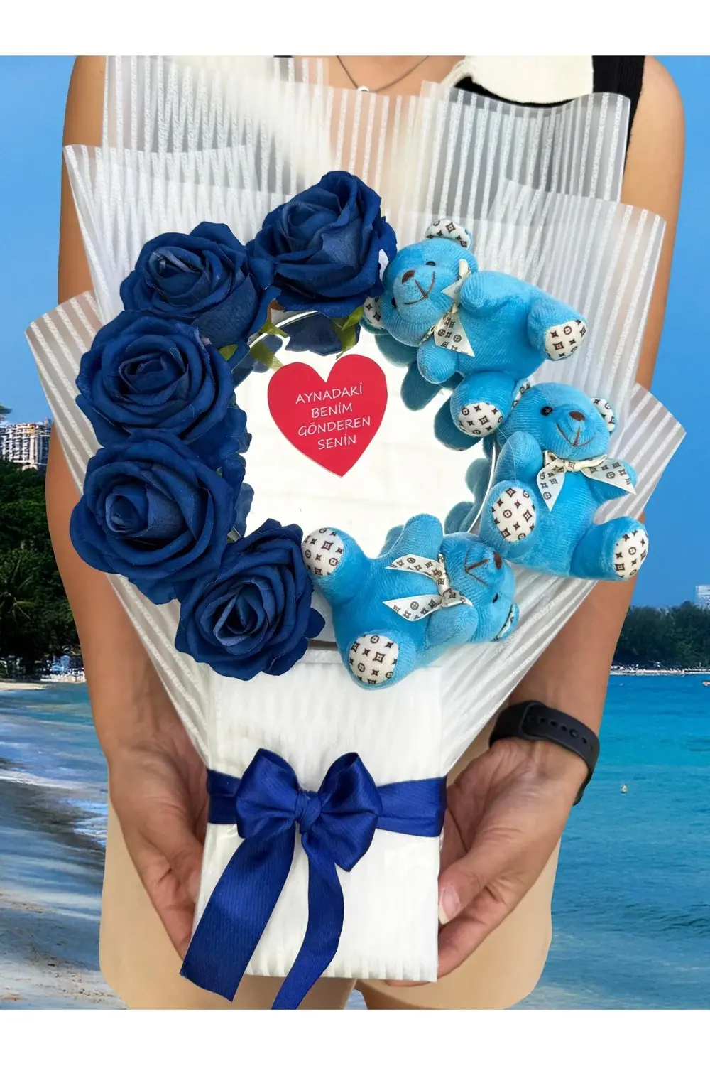 Aynalı Çiçek Buketi - Mavi Ayıcık ve Lacivert Güller - Kız Arkada