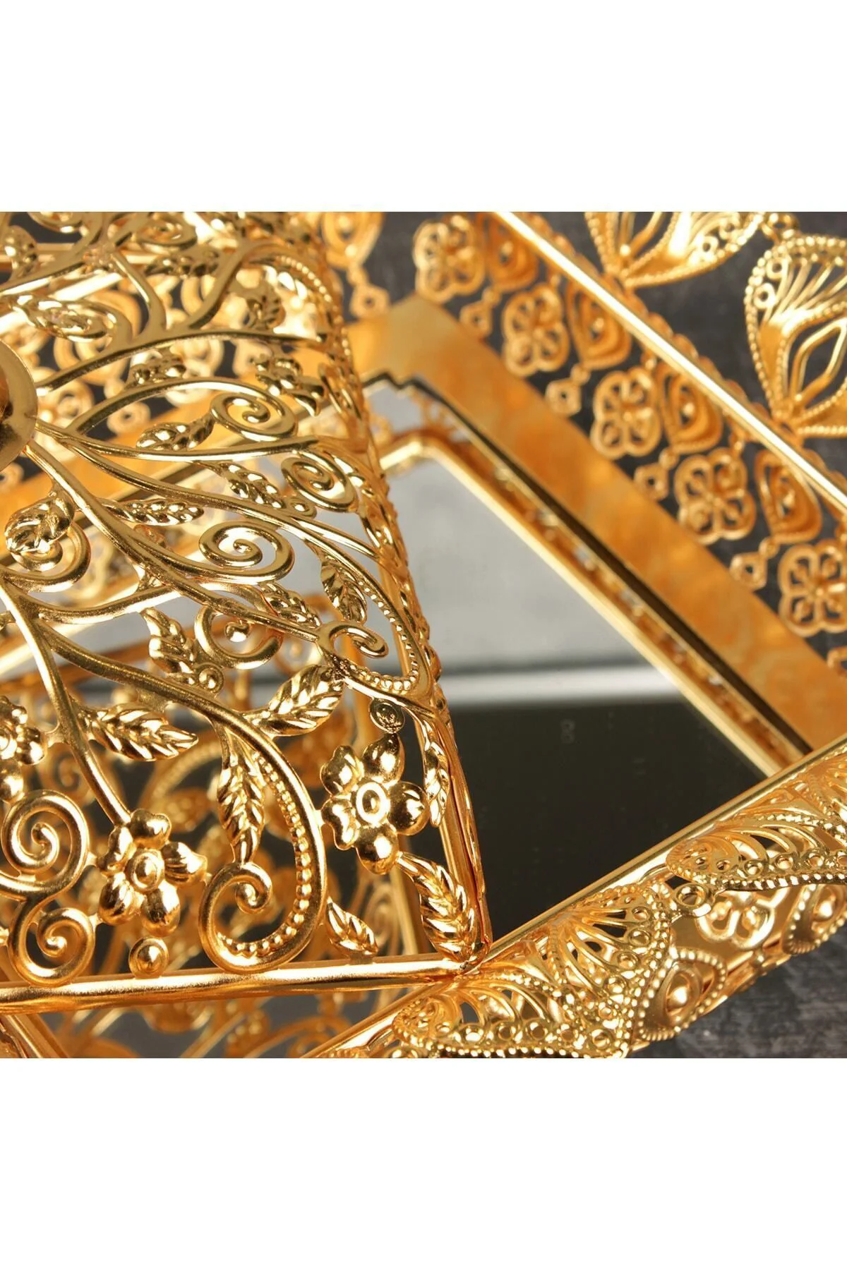 Aynalı Gold Dikdörtgen Şekerlik & Kurabiyelik & Çikolatalık & Lokumluk Aynalı Gold Dikdörtgen Şekerlik & Kurabiyelik & Çikolatalık & Lokumluk