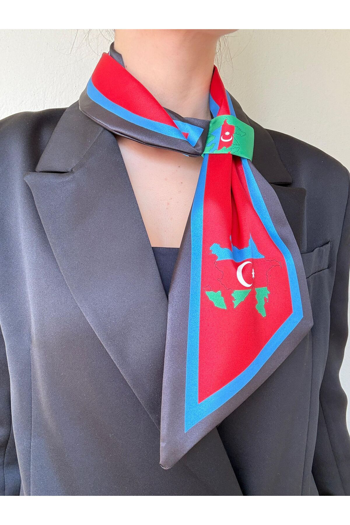 Azerbaycan Bayraklı Kravat Eşarp