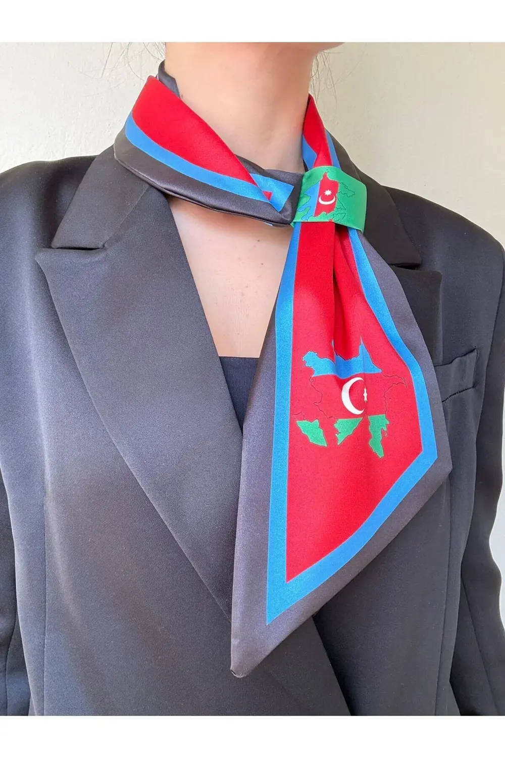 Azerbaycan Bayraklı Kravat Eşarp