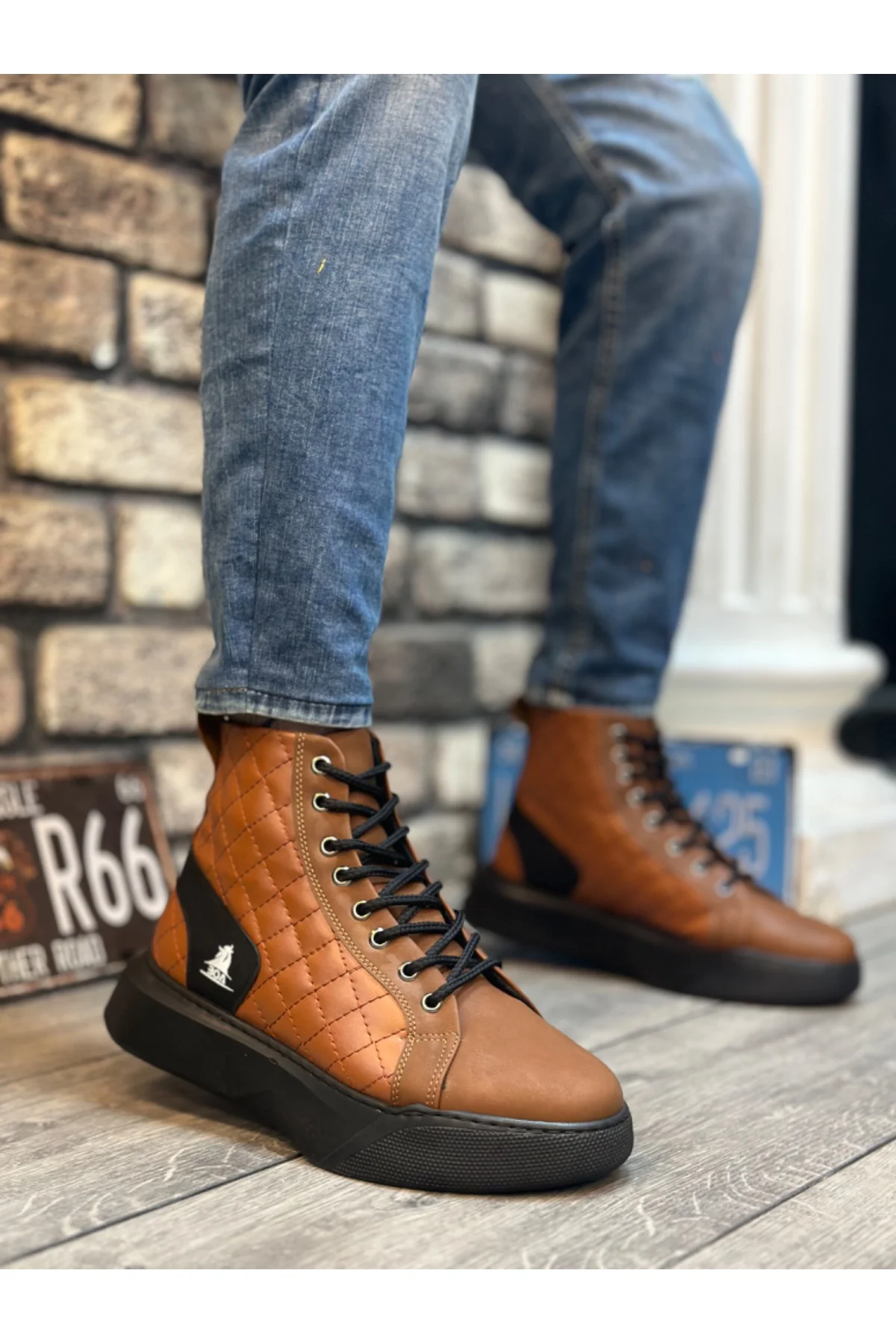BA0159 Bağcıklı Koyu Taba Kapitone Erkek Yüksek Taban Spor Bot Fiyatı, Yorumları ve Özellikleri