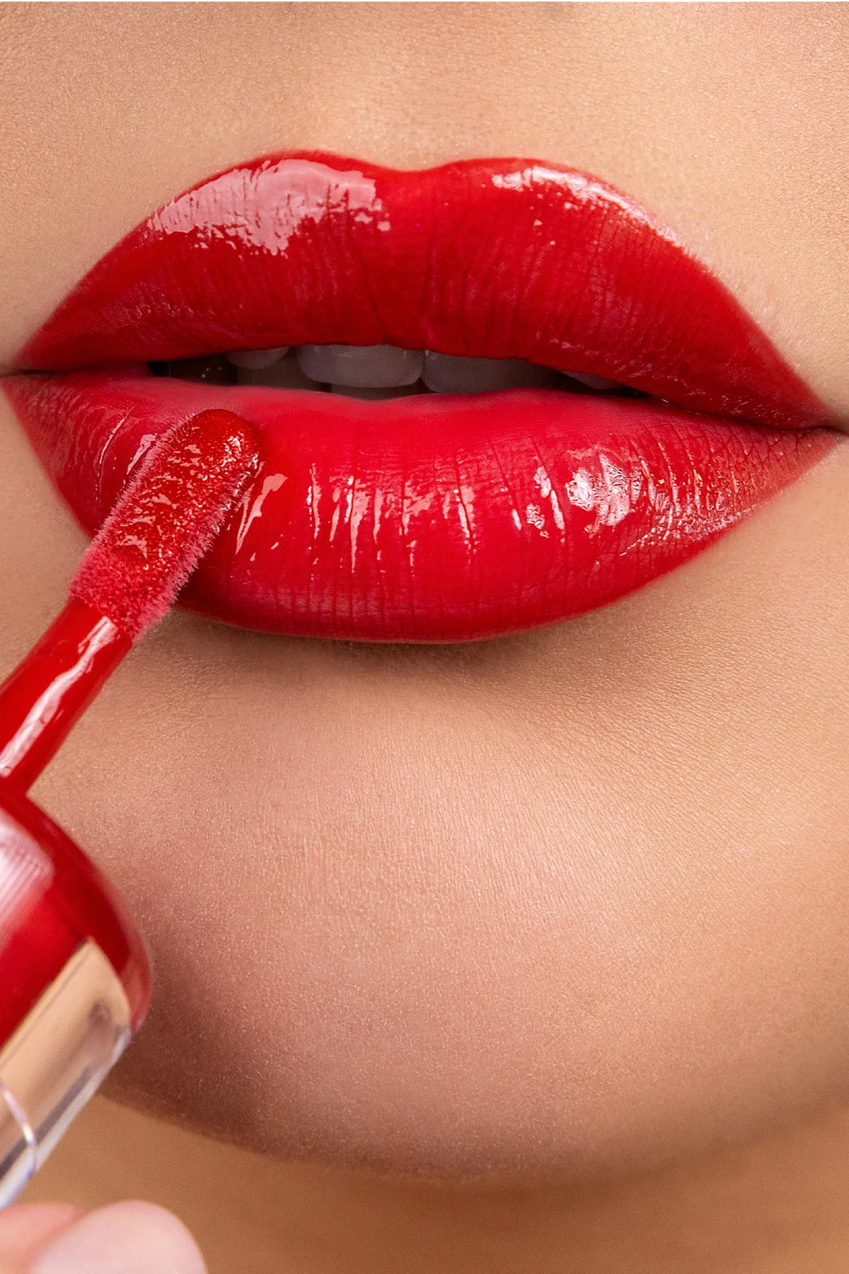 Baby Balmy Serum Gloss - Dudak Parlatıcısı Ve Dudak Bakımı 37 Red Flag - 3.2 ml Baby Balmy Serum Gloss - Dudak Parlatıcısı Ve Dudak Bakımı 37 Red Flag - 3.2 ml