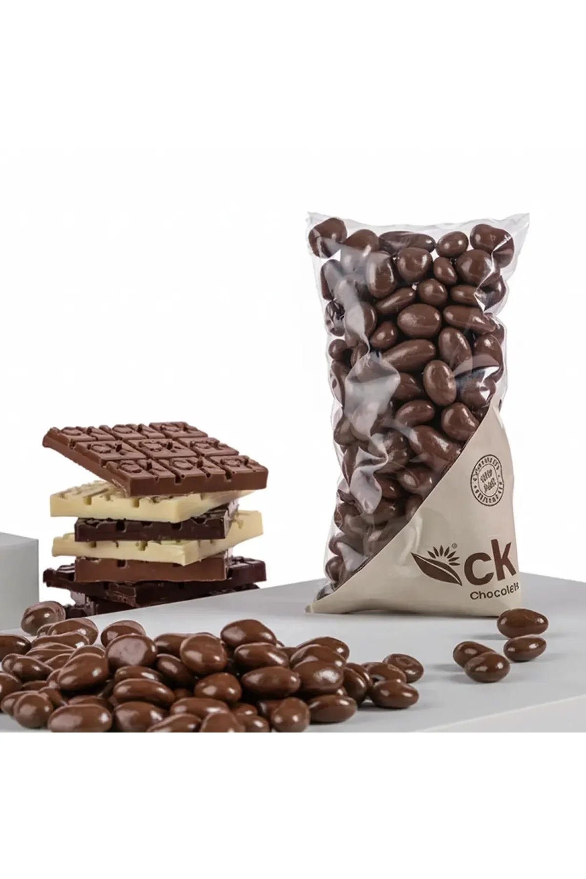 Badem Dolgulu Sütlü Special Çikolata-500 g