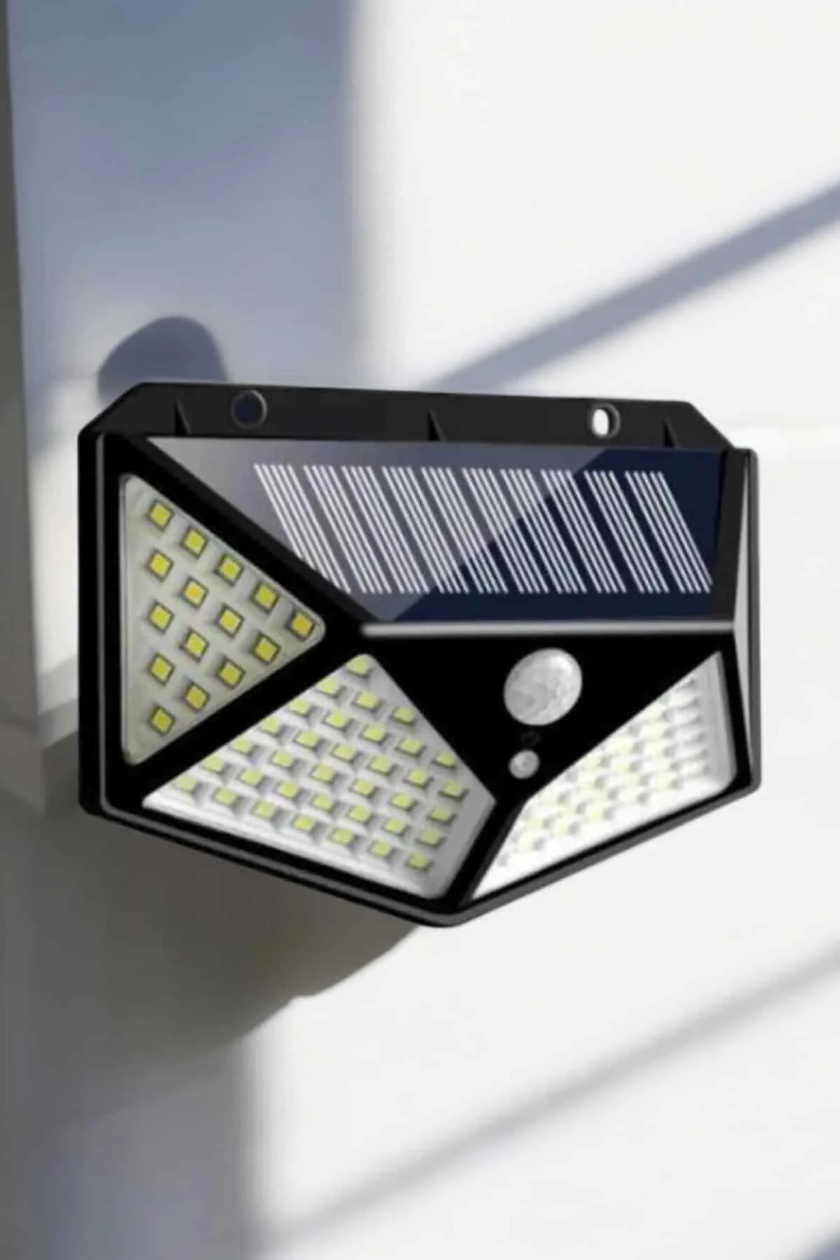 Bahçe Havuz Güneş Enerjili Solar Işıklandırma Sensörlü Bahçe Aydınlatma Bahçe Havuz Güneş Enerjili Solar Işıklandırma Sensörlü Bahçe Aydınlatma