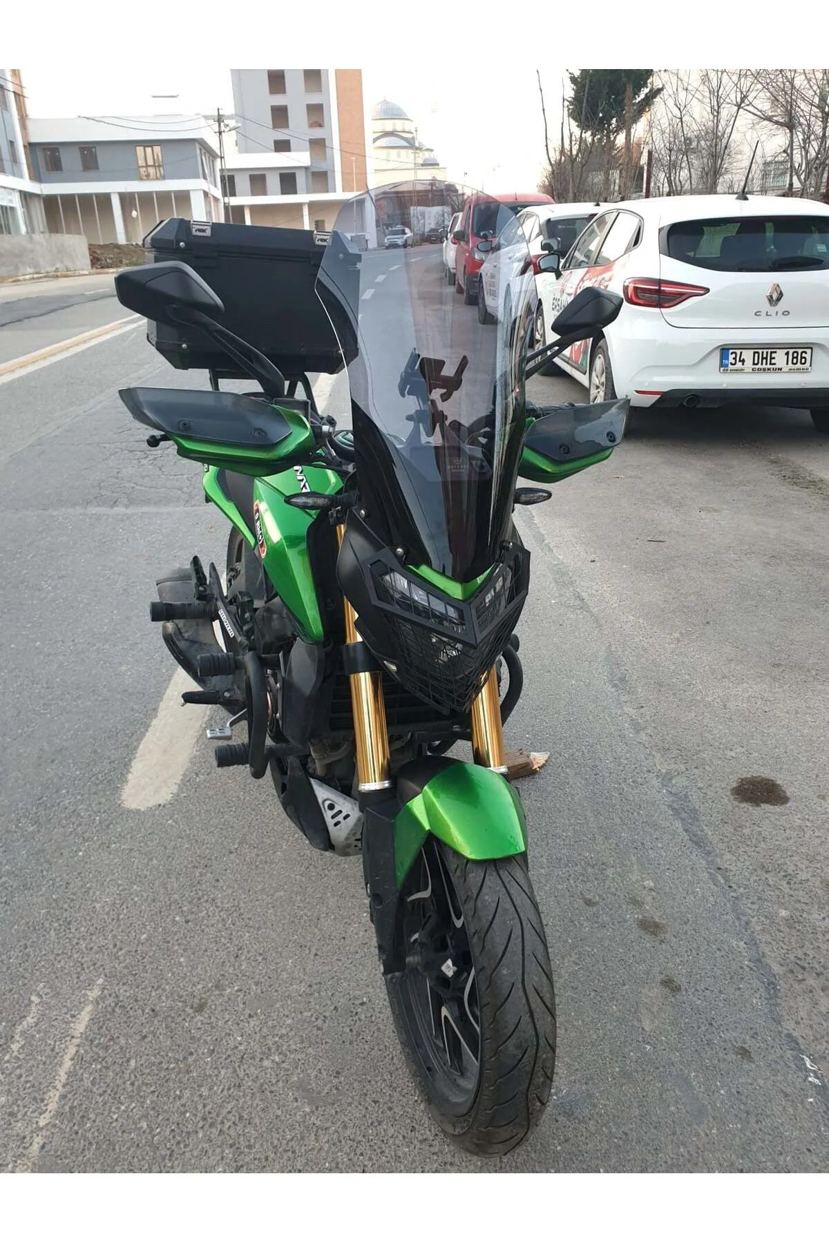 Bajaj Dominar 400 Ön Cam 2017-2026 Model 58cm Füme Renkli 4mm