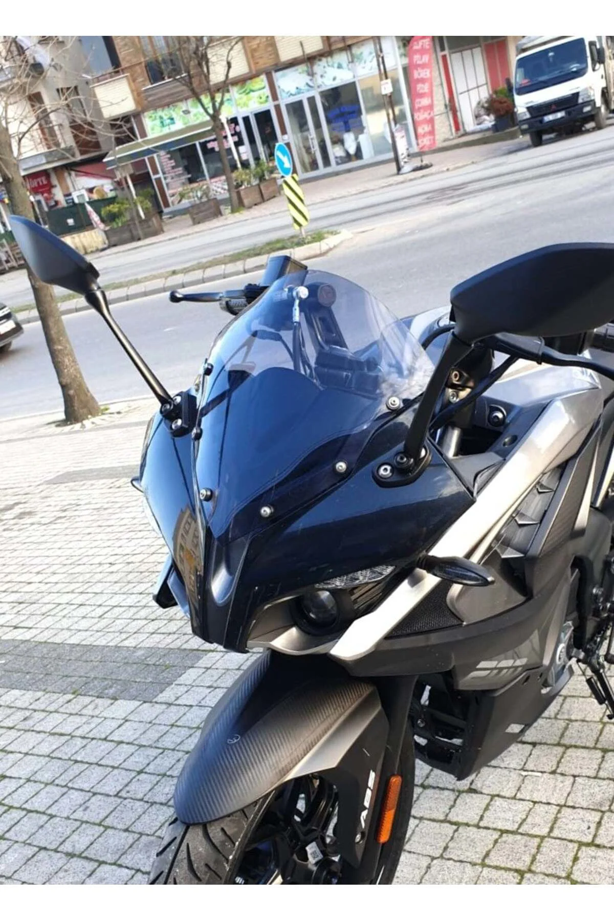 Bajaj Pulsar RS 200 Ön Cam 2015-2026 Model 33cm Füme Renkli 4mm S