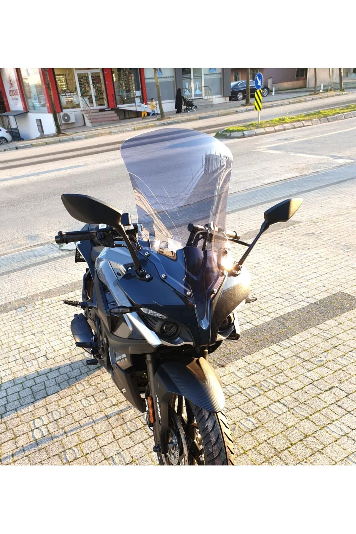 Bajaj Pulsar RS 200 Ön Cam 2015-2026 Model 56cm Füme Renkli 4mm U