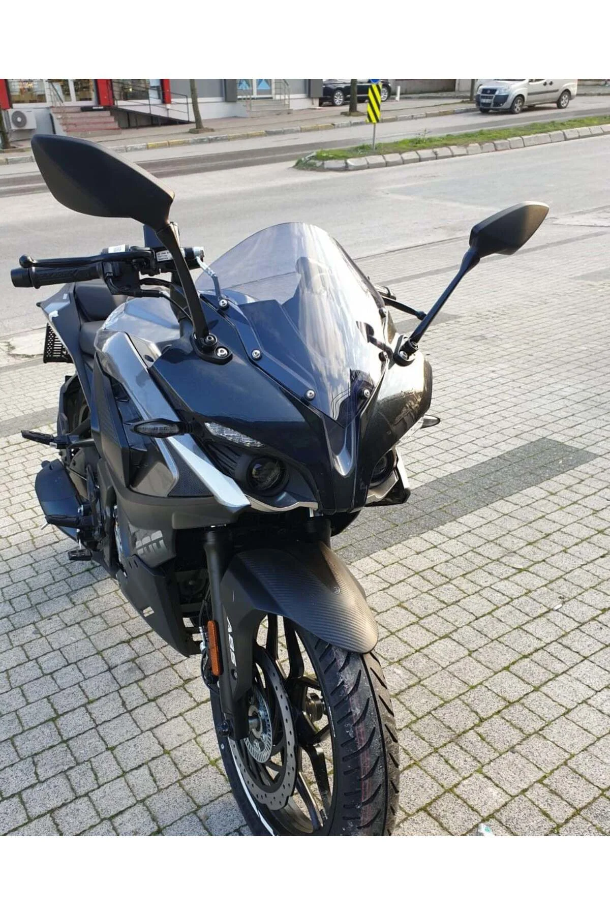 Bajaj Pulsar RS 200 Ön Cam 2015-2026 Model 33cm Füme Renkli 4mm S