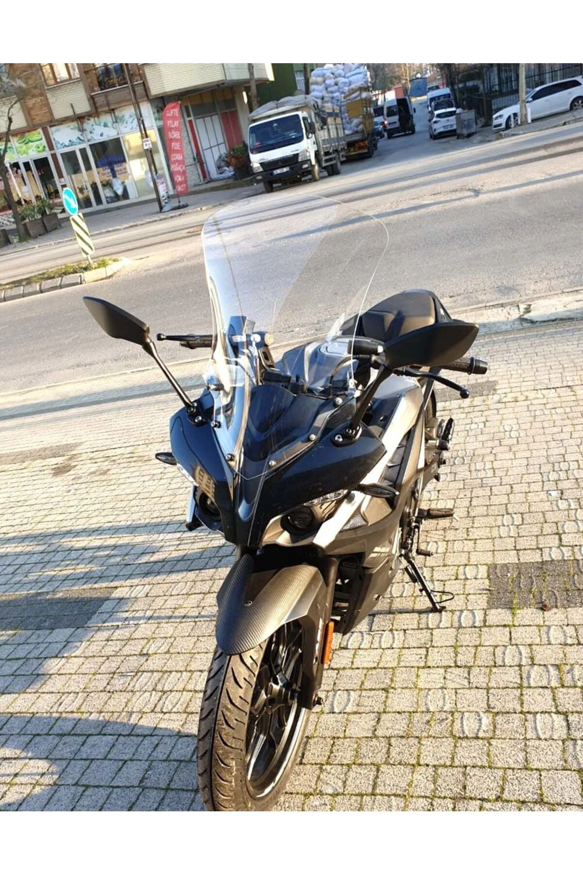Bajaj Pulsar RS 200 Ön Cam 2015-2026 Model 56cm Şeffaf Renkli 4mm UZUN CAM