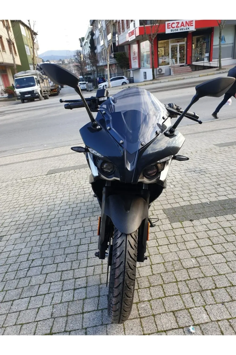 Bajaj Pulsar RS 200 Ön Cam 2015-2025 Model 33cm Füme Renkli 4mm S Bajaj Pulsar RS 200 Ön Cam 2015-2025 Model 33cm Füme Renkli 4mm S