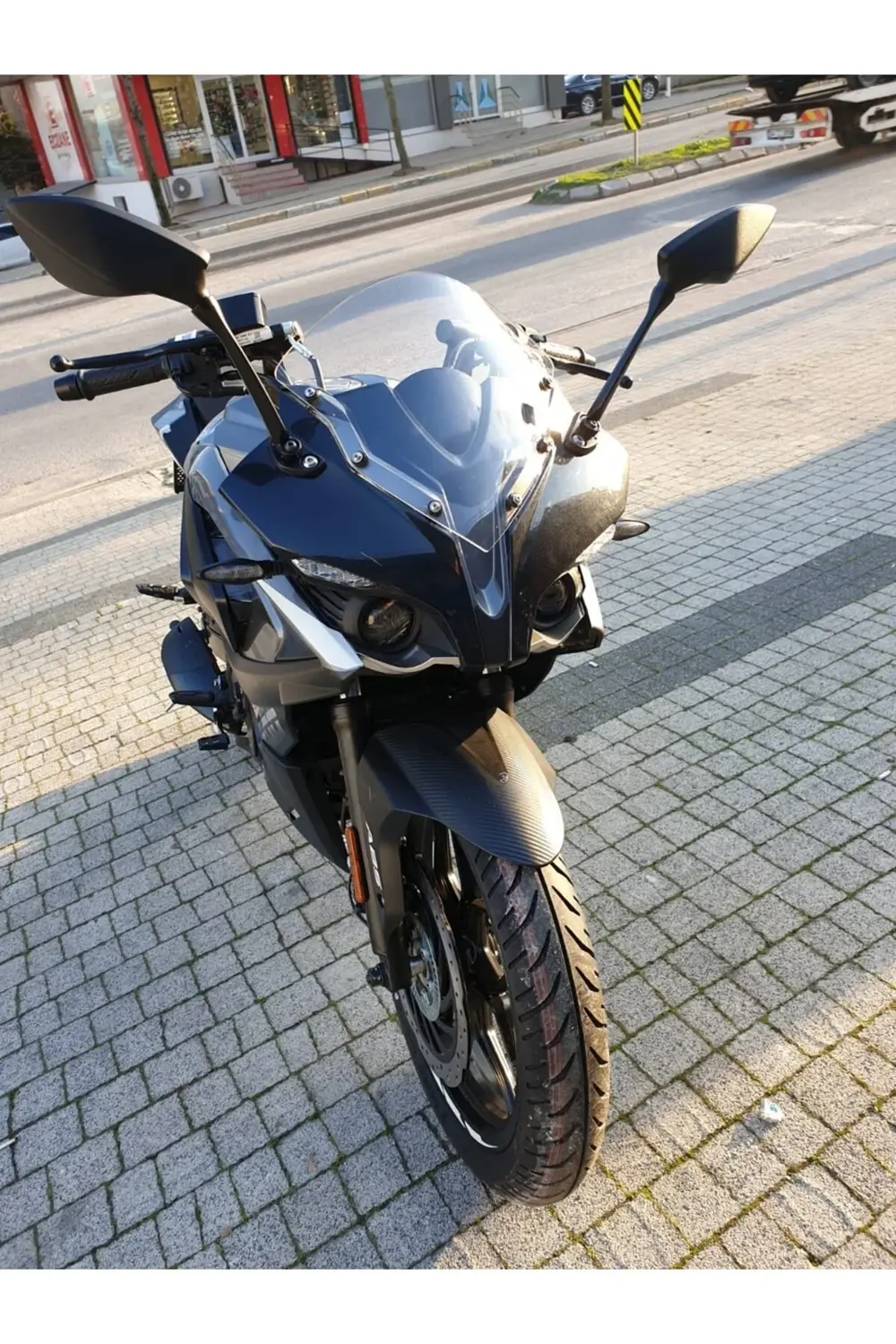 Bajaj Pulsar RS 200 Ön Cam 2015-2025 Model 33cm Şeffaf Renkli 4mm