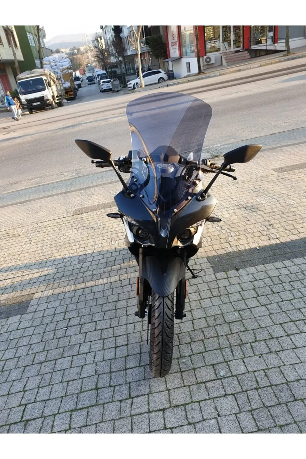 Bajaj Pulsar RS 200 Ön Cam 2015-2025 Model 56cm Füme Renkli 4mm U