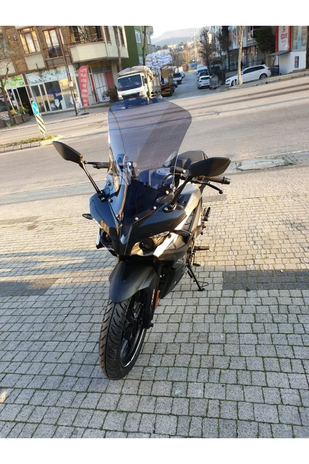 Bajaj Pulsar RS 200 Ön Cam 2015-2025 Model 56cm Füme Renkli 4mm U