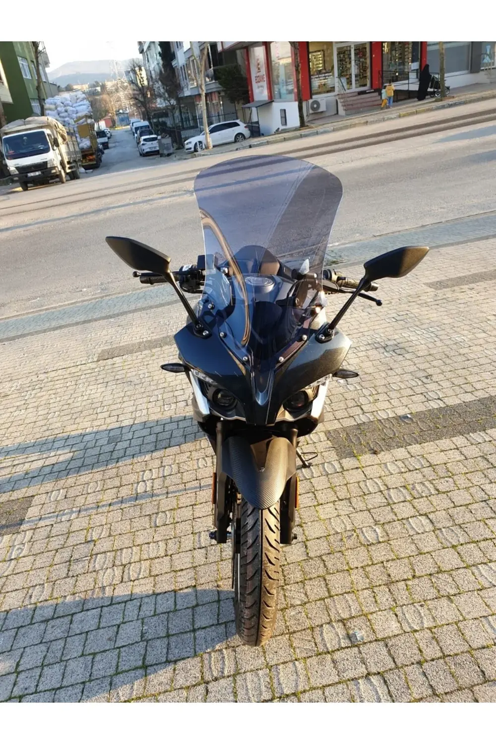Bajaj Pulsar RS 200 Ön Cam 2015-2025 Model 56cm Füme Renkli 4mm U
