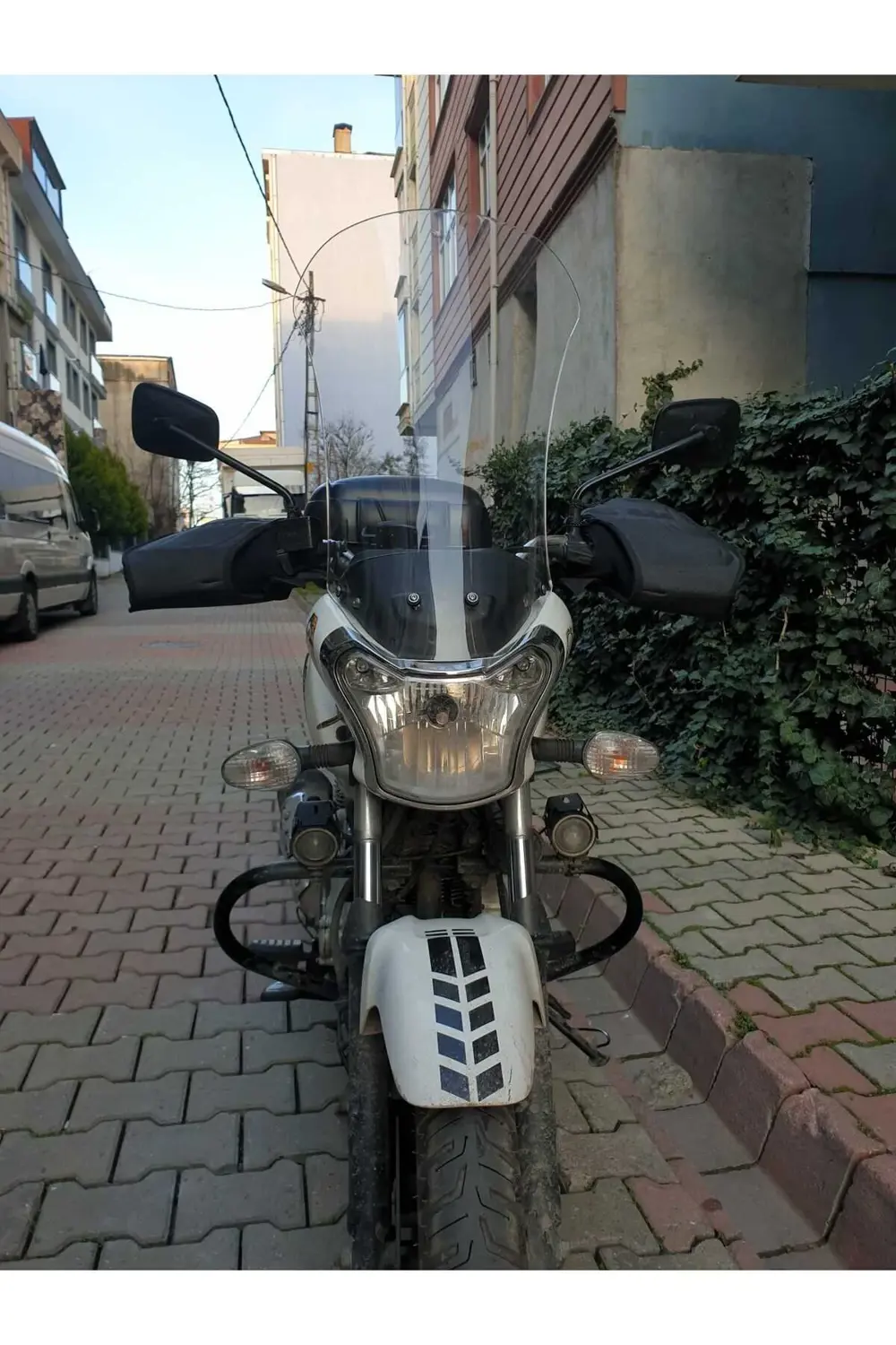 Bajaj V15 Ön cam 2017 2018 Uyumlu Model'dir 57cm Şeffaf Renkli 4m