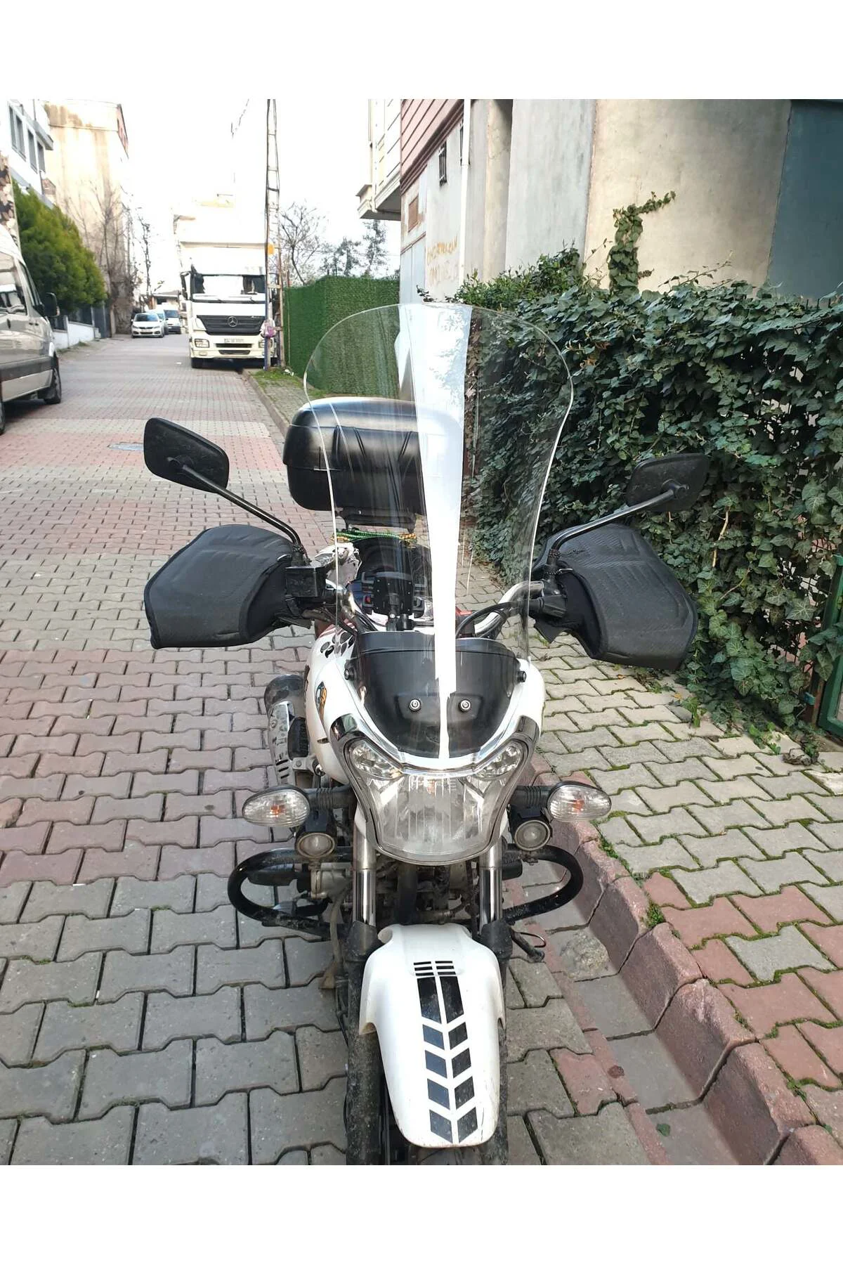 Bajaj V15 Ön Cam 2017-2018 Model 57cm Şeffaf Renkli 4mm