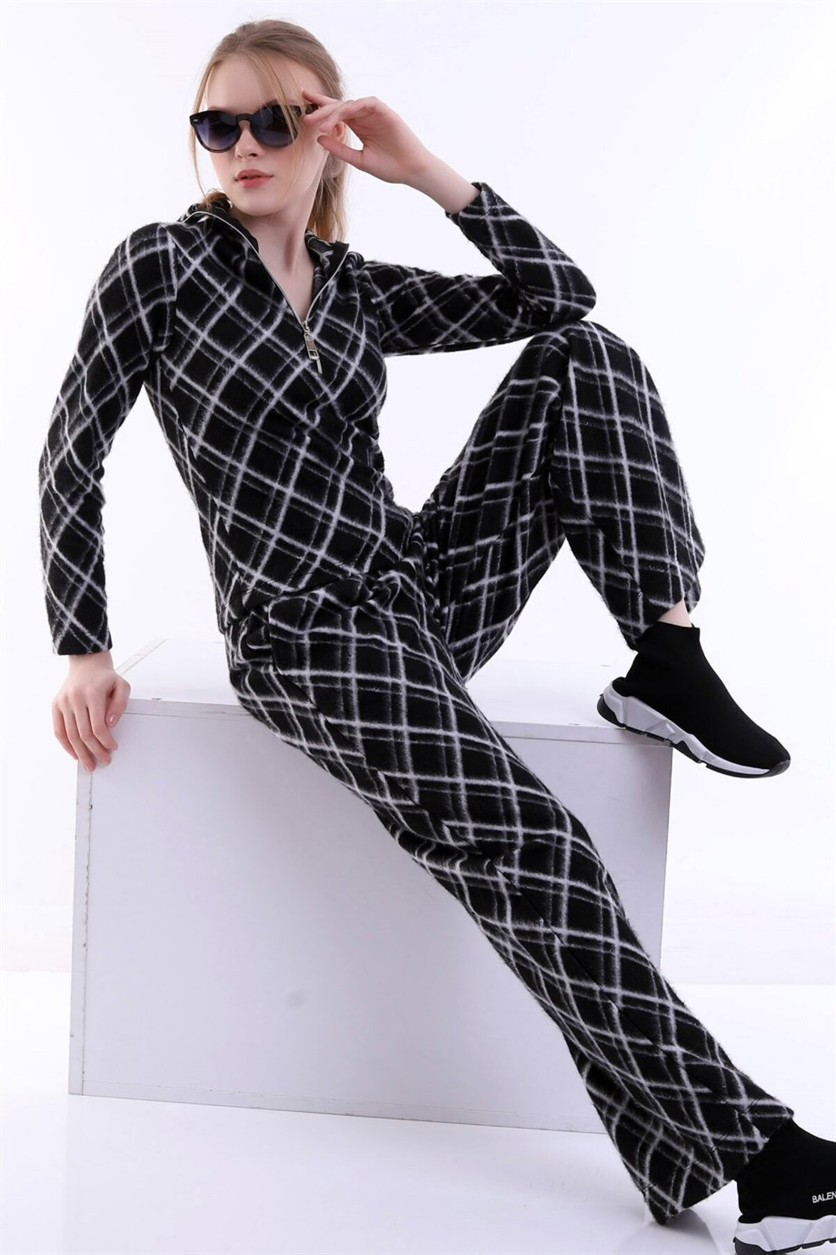 Dreamlike Baklava Desenli Uzun Geniş Paça Beli Lastikli Cepli Şardonlu Raha