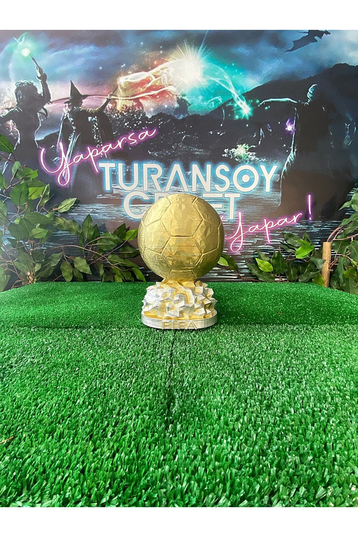 Ballon D'OR Avrupa Yılın Futbolcusu Ödülü GERÇEK 20 CM(BÜYÜK BOY) Fiyatı, Yorumları ve Özellikleri