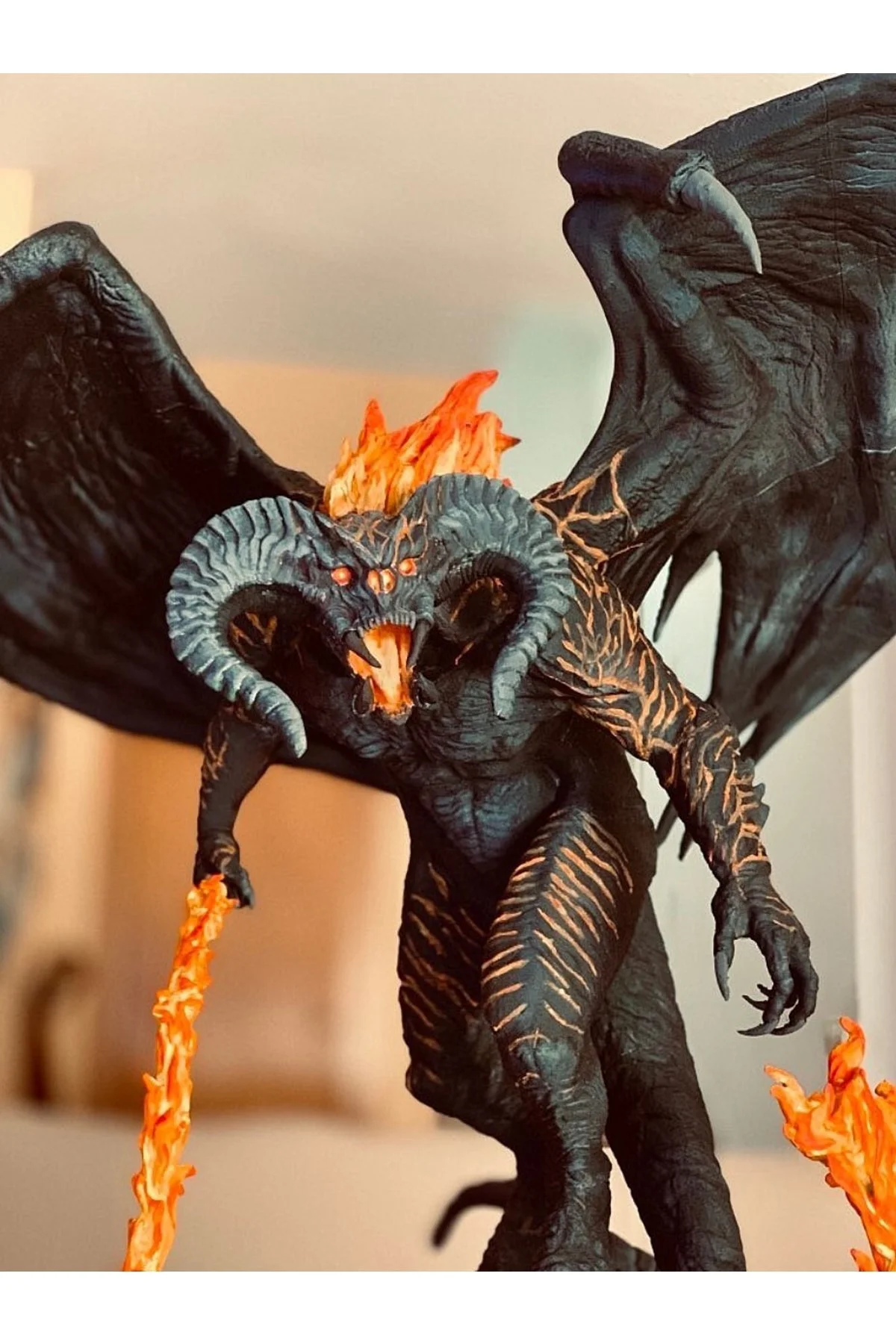 Balrog Yüce Iblis Boyalı Figür 30 Cm Yüzüklerin Efendisi Lotr (DEV BOY)