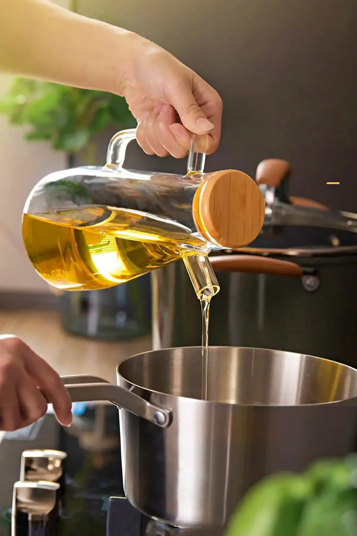Bambu Standlı 2'li Cam Yağlık Sirkelik Seti 900 ml Ölçekli Bambu Standlı 2'li Cam Yağlık Sirkelik Seti 900 ml Ölçekli