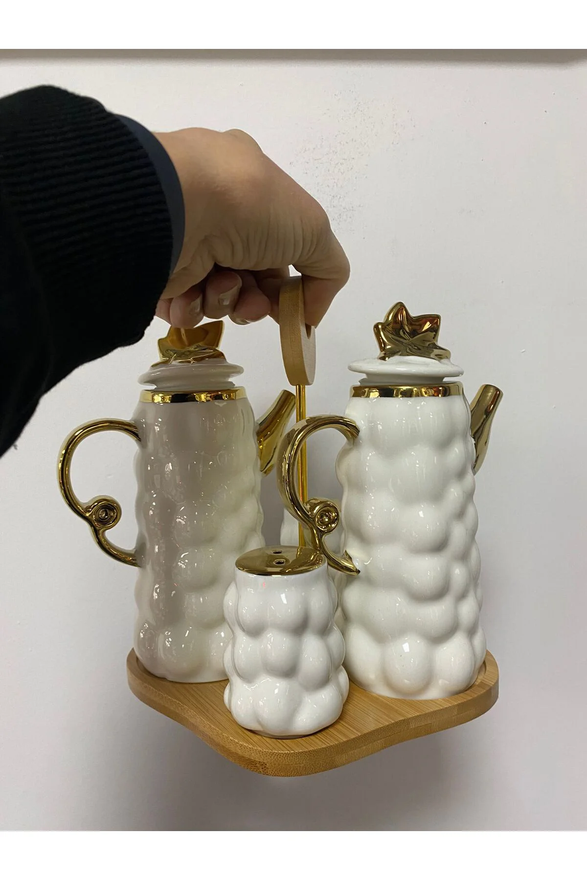 Bambu Standlı Üzüm Kabartmalı Gold Yağlık Sirkelik Tuzluk Seti
