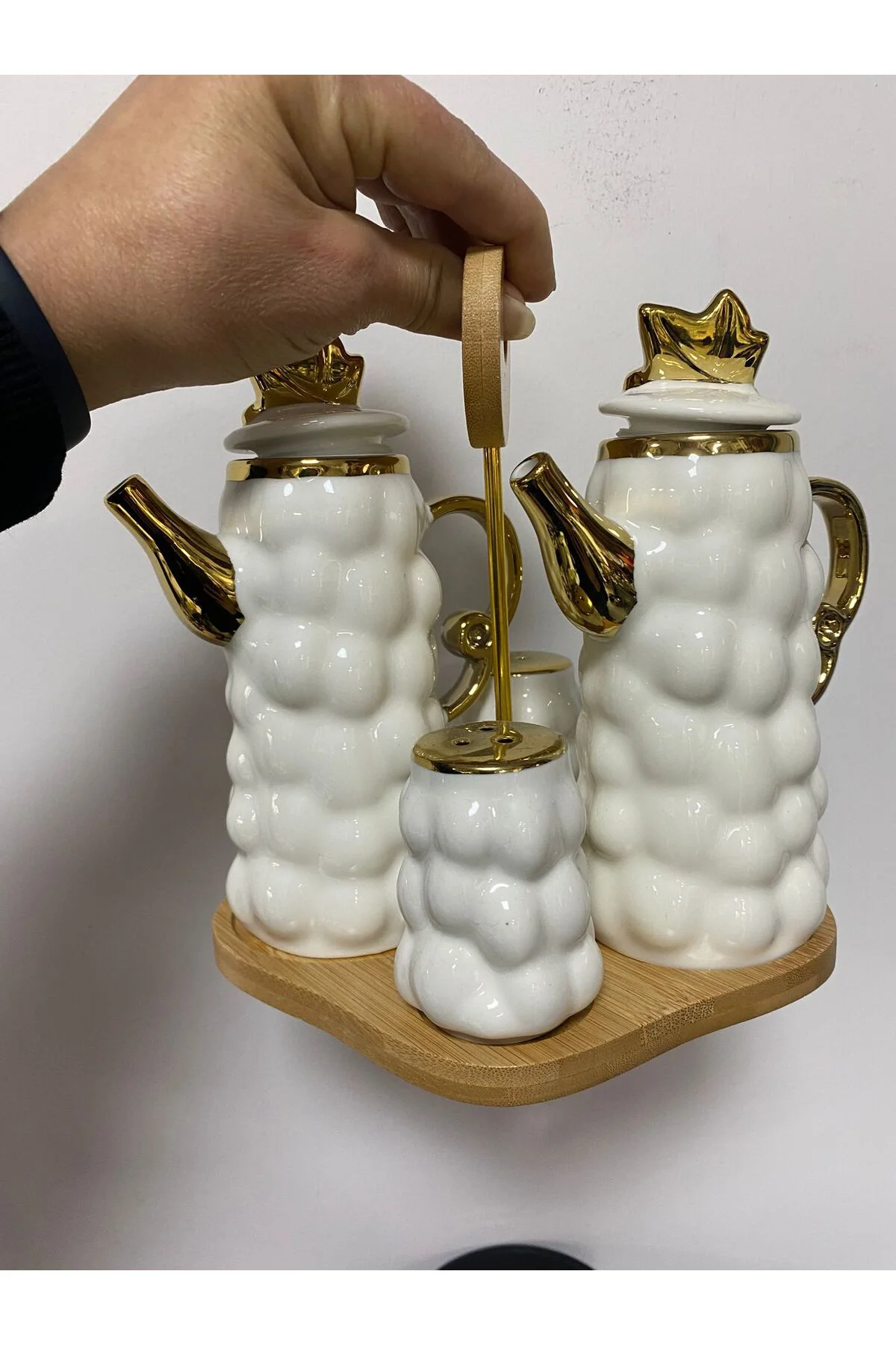 Bambu Standlı Üzüm Kabartmalı Gold Yağlık Sirkelik Tuzluk Seti