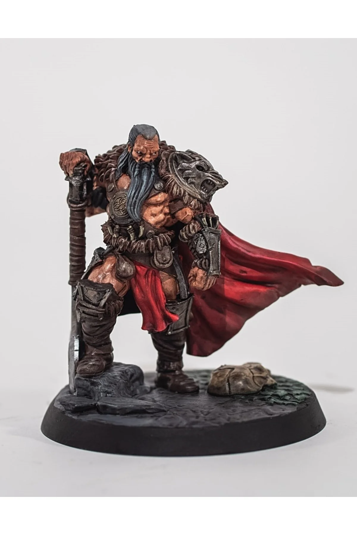 Barbarian Chieftain Boyalı Figür 20 Cm