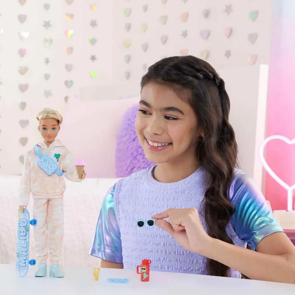 Barbie Dream Besties Ana Karakter Bebeği Ken HYC20-JDD75
