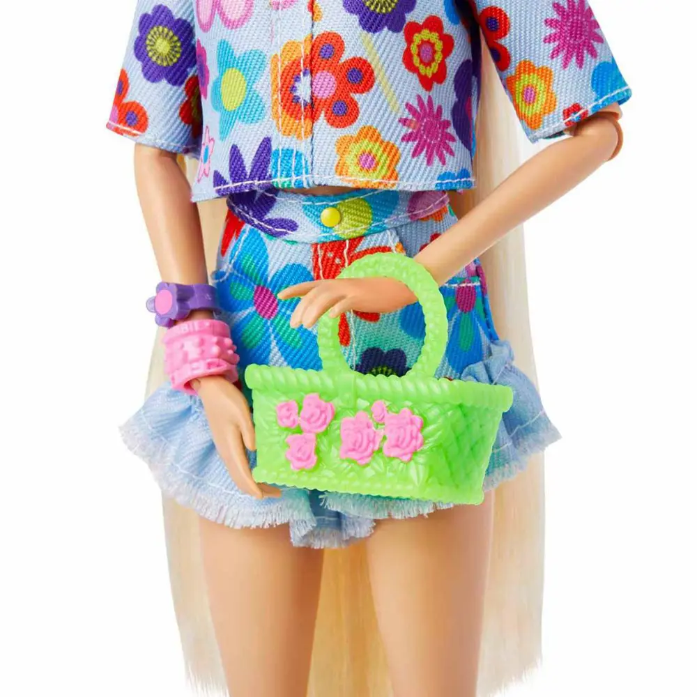 Barbie Extra Mavi Etekli Bebek HDJ45 Barbie Extra Mavi Etekli Bebek HDJ45