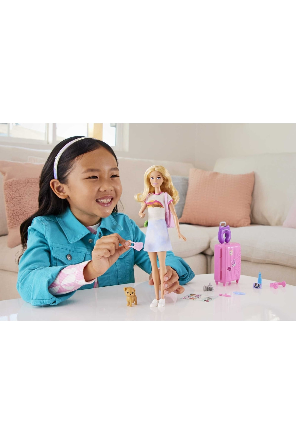 BARBIE SEYAHATTE BEBEĞİ VE AKSESUARLARI HJY-18