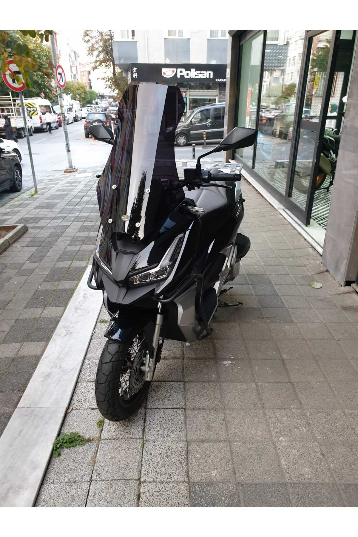 Motocam Barossa Adv 125 Ön Cam 2024 Model 57Cm Siyah Renkli 4Mm Kisa Spor