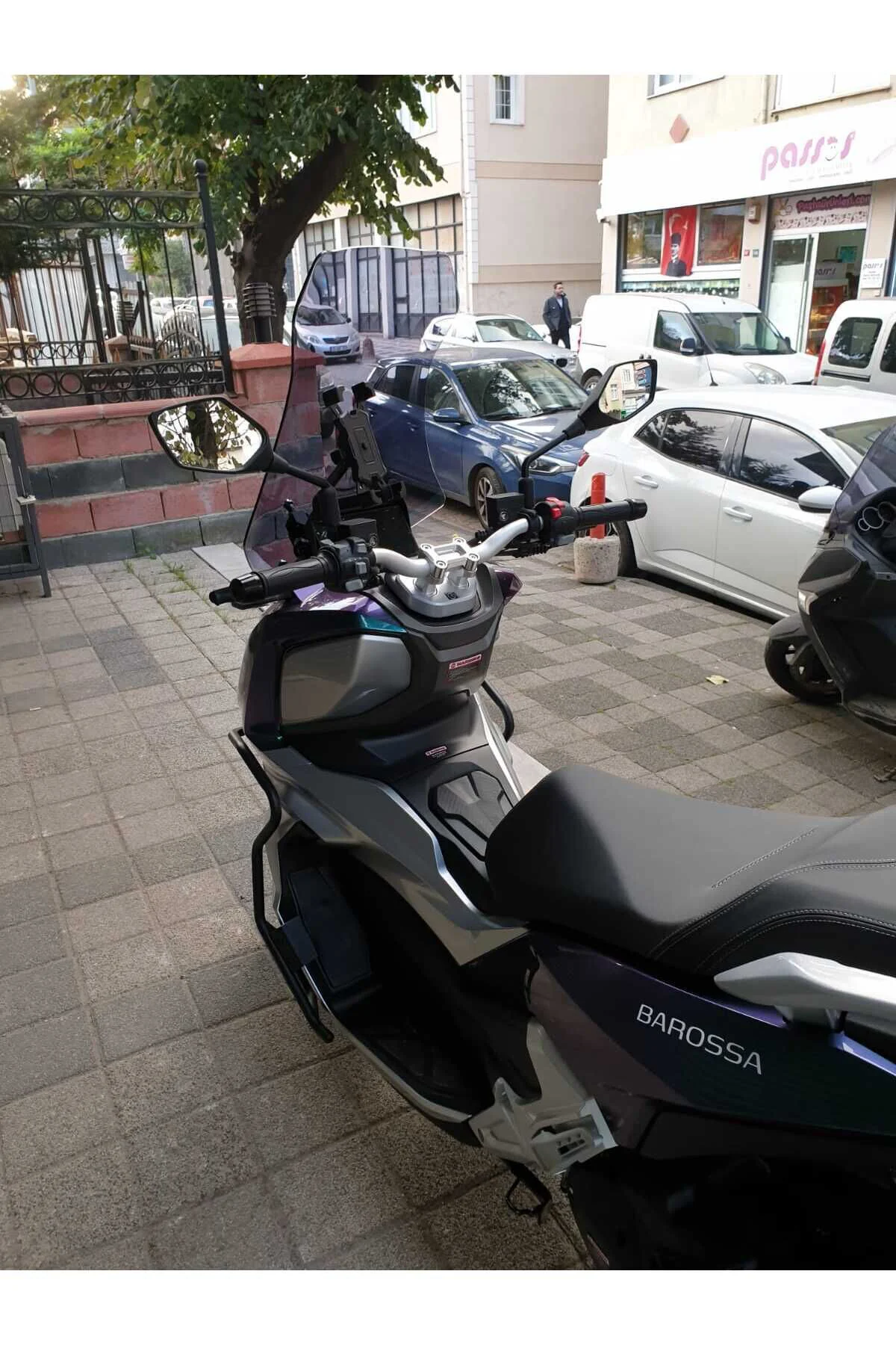 Barossa ADV 125 Ön Cam 2025-2026 Model 65cm Füme Renkli 4mm ORTA 