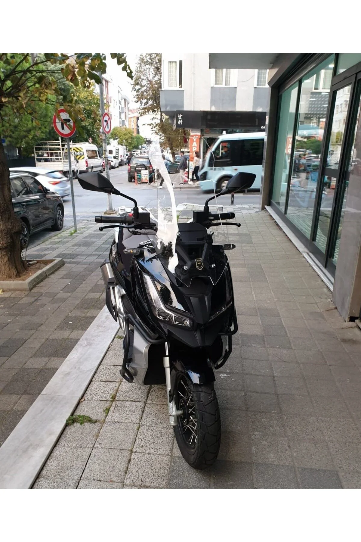 Barossa ADV 125 Ön Cam 2025-2026 Model 65cm Şeffaf Renkli 4mm ORT