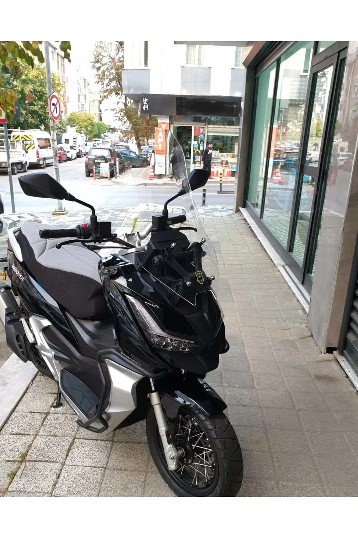 Barossa ADV 125 Ön Cam 2025-2026 Model 57cm Şeffaf Renkli 4mm SPO