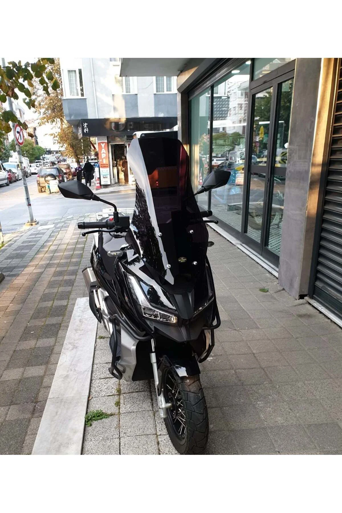 Barossa ADV 125 Ön Cam 2025-2026 Model 57cm Siyah Renkli 4mm SPORTİF