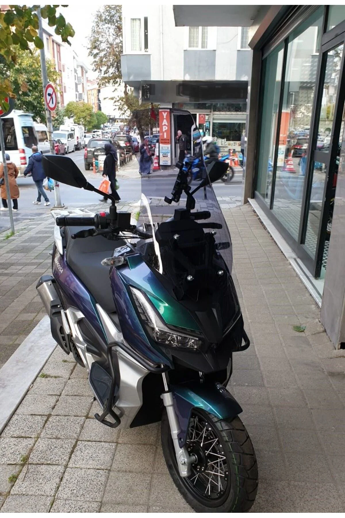 Barossa ADV 125 Ön Cam 2025-2026 Model 57cm Füme Renkli 4mm SPORT