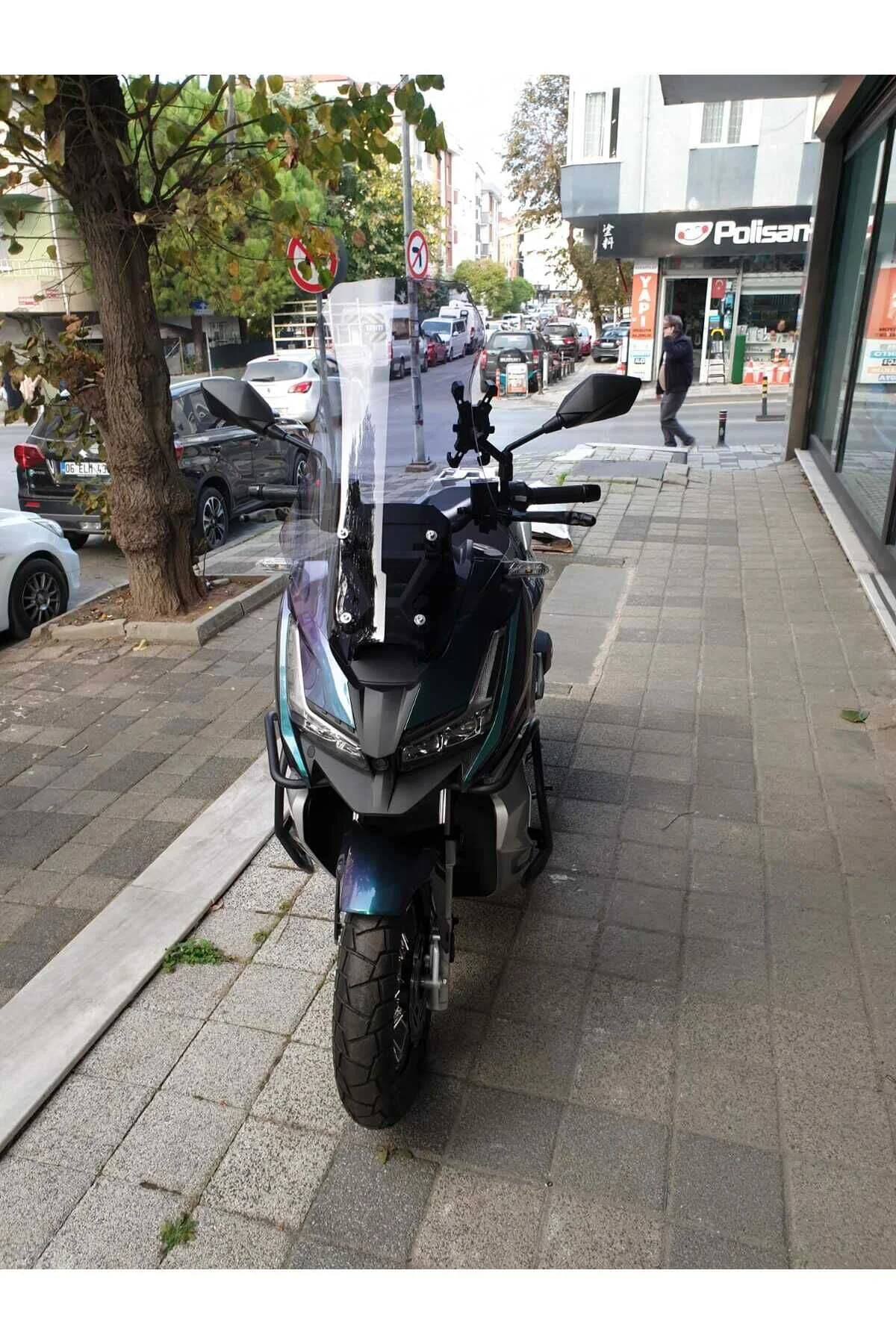 Barossa ADV 125 Ön Cam 2025-2026 Model 65cm Füme Renkli 4mm ORTA 