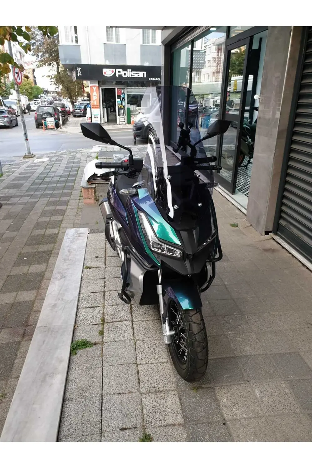 Barossa ADV 125 Ön Cam 2024 Model 57cm Açıkfüme Renkli 4mm KISA S