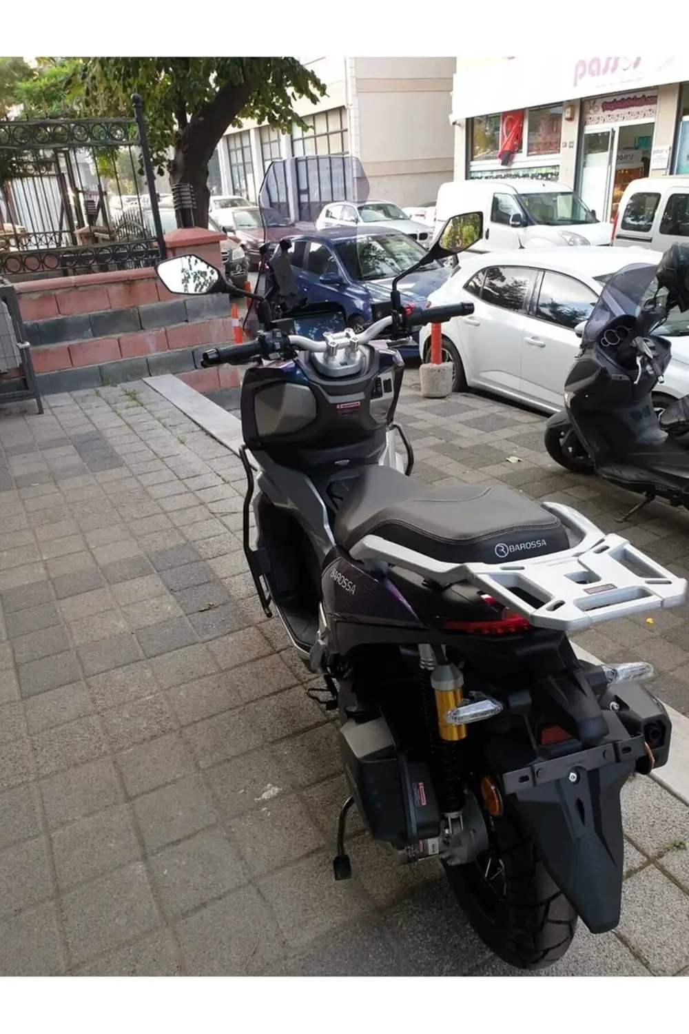 Barossa ADV 125 Ön Cam 2025 Model 65cm Füme Renkli 4mm ORTA BOYLU