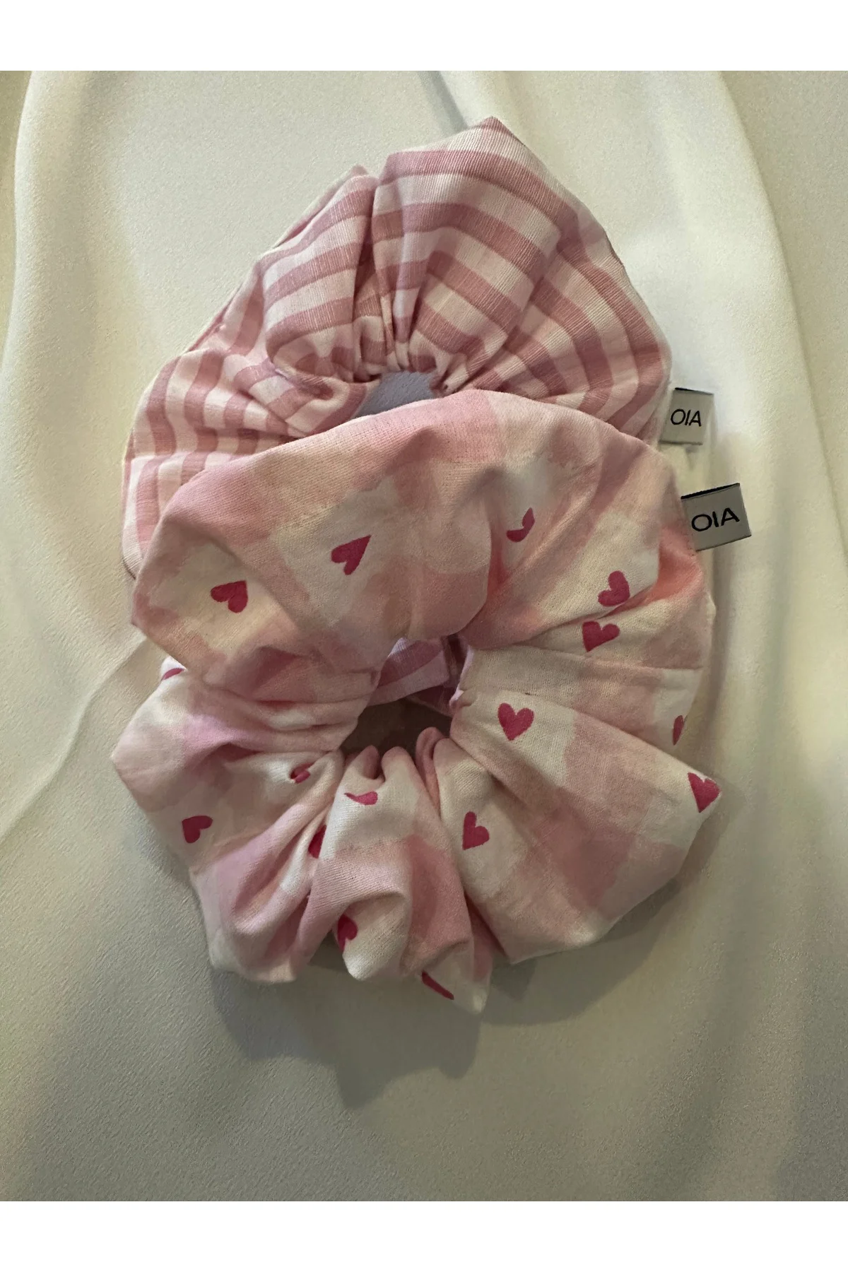 Basic Pembe Kareli Kalpli Scrunchie Lastik Toka 2 lİ Set
